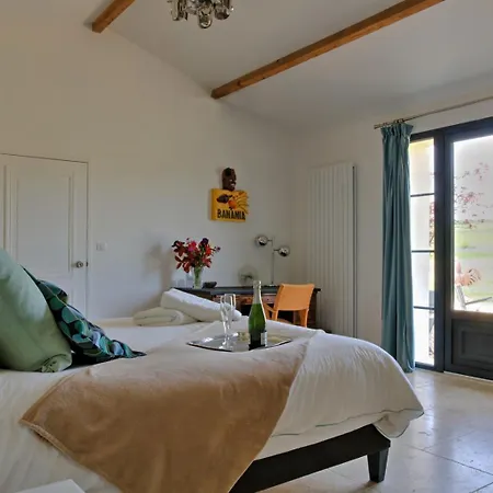 Chateau Du Palanquey&spa Couette-café 3*
