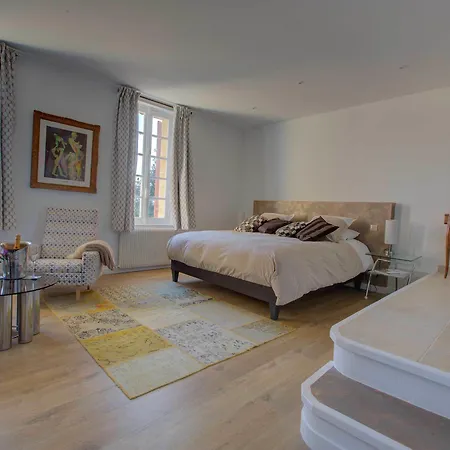 Bed & Breakfast Chateau Du Palanquey &