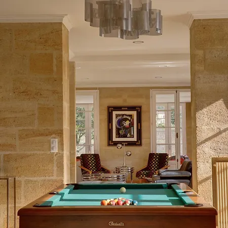 Chateau Du Palanquey&spa Couette-café 3*