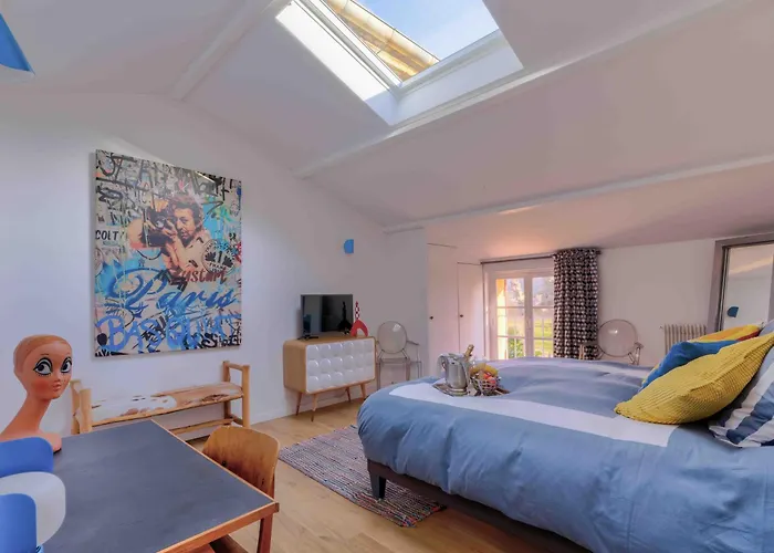 Chateau Du Palanquey & 4*