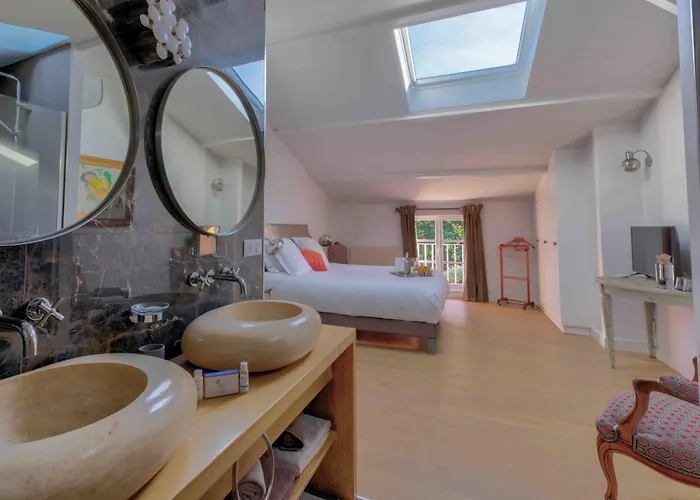 Bed & Breakfast Chateau Du Palanquey & Sainte-Colombe (Gironde)