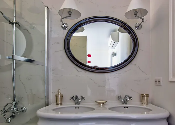 Bed & Breakfast Chateau Du Palanquey &