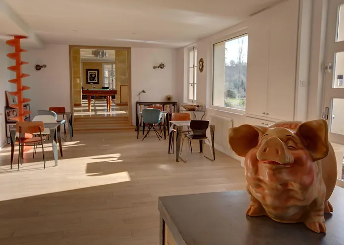 Chateau Du Palanquey & 4*