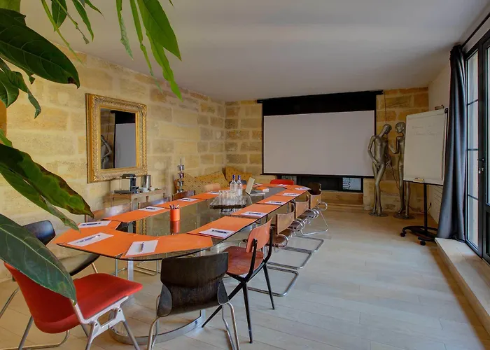 Bed & Breakfast Chateau Du Palanquey &