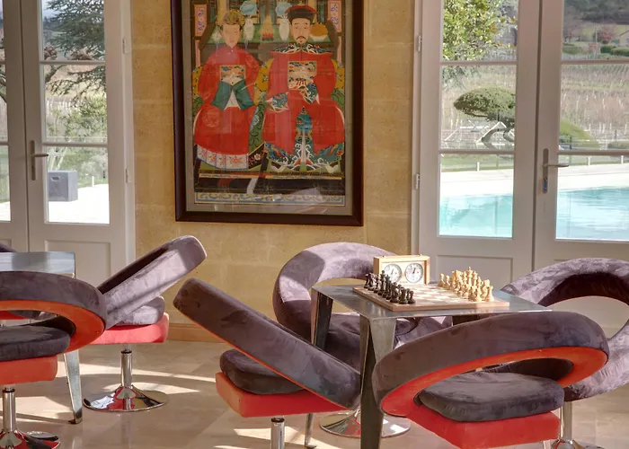 Chateau Du Palanquey & Bed & Breakfast Sainte-Colombe (Gironde)