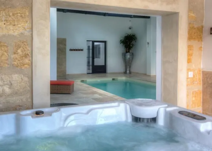 Chateau Du Palanquey & 4*