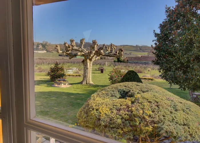 Chateau Du Palanquey & 4*