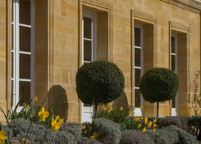 Bed & Breakfast Chateau Du Palanquey &