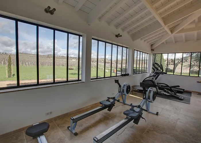 Chateau Du Palanquey & Bed & Breakfast Sainte-Colombe (Gironde)