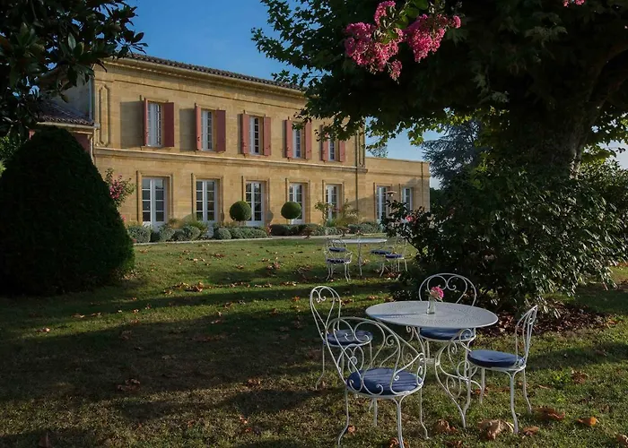 Chateau Du Palanquey & 4*